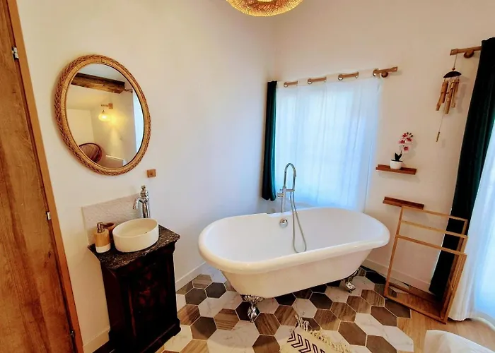 De La Fontaine 9pers Proche Puy Du Fou 3*